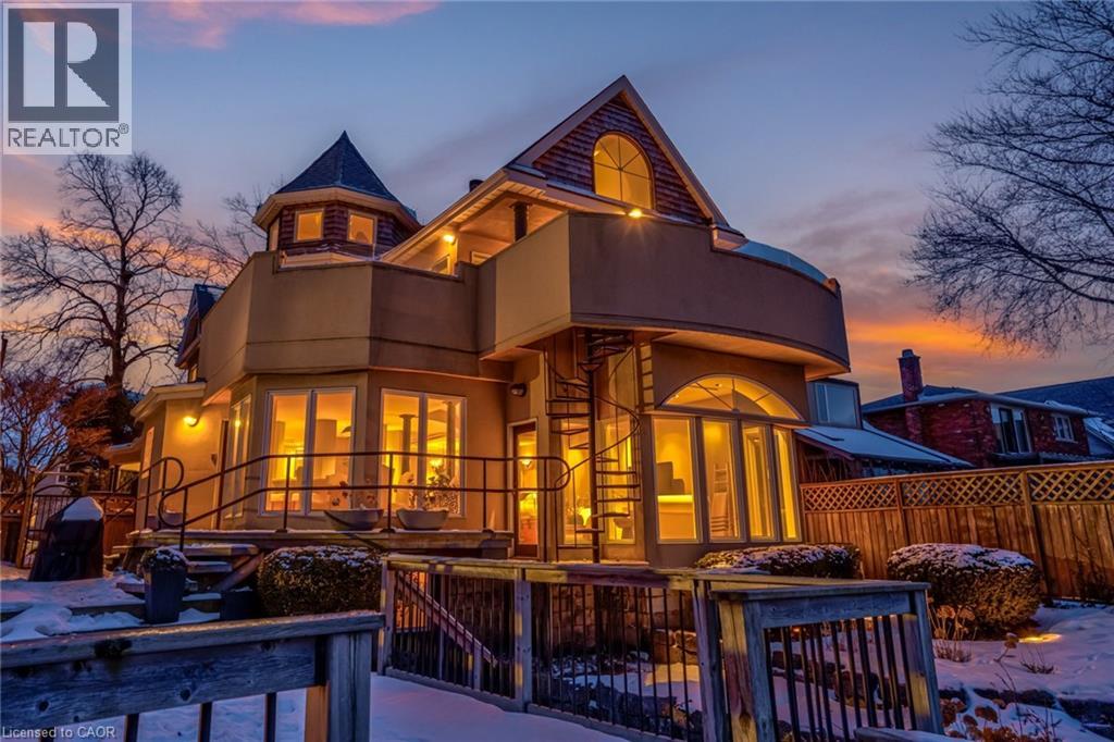 91 MOUNTAIN PARK Avenue