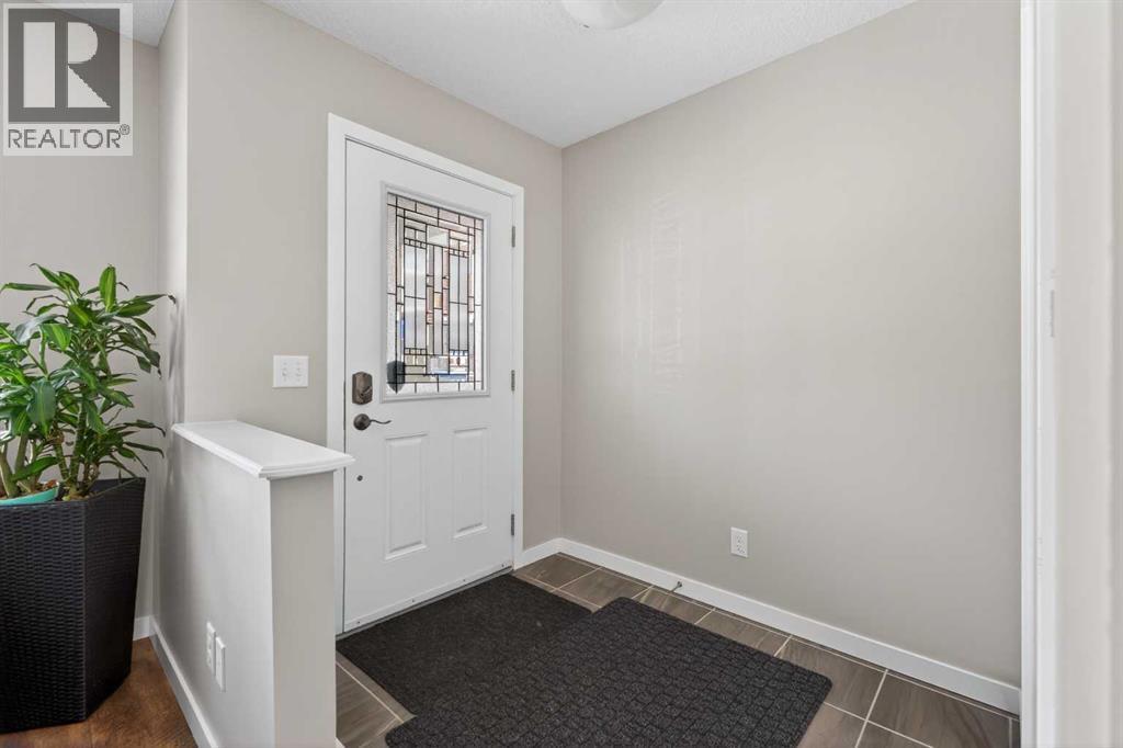 56 Skyview Point Crescent NE