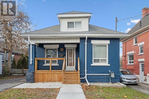 262 MADISON AVENUE S Kitchener ON N2M3H4
