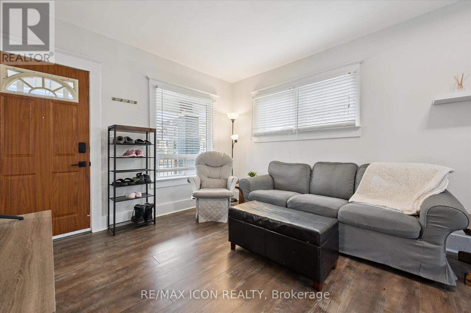 262 MADISON AVENUE S