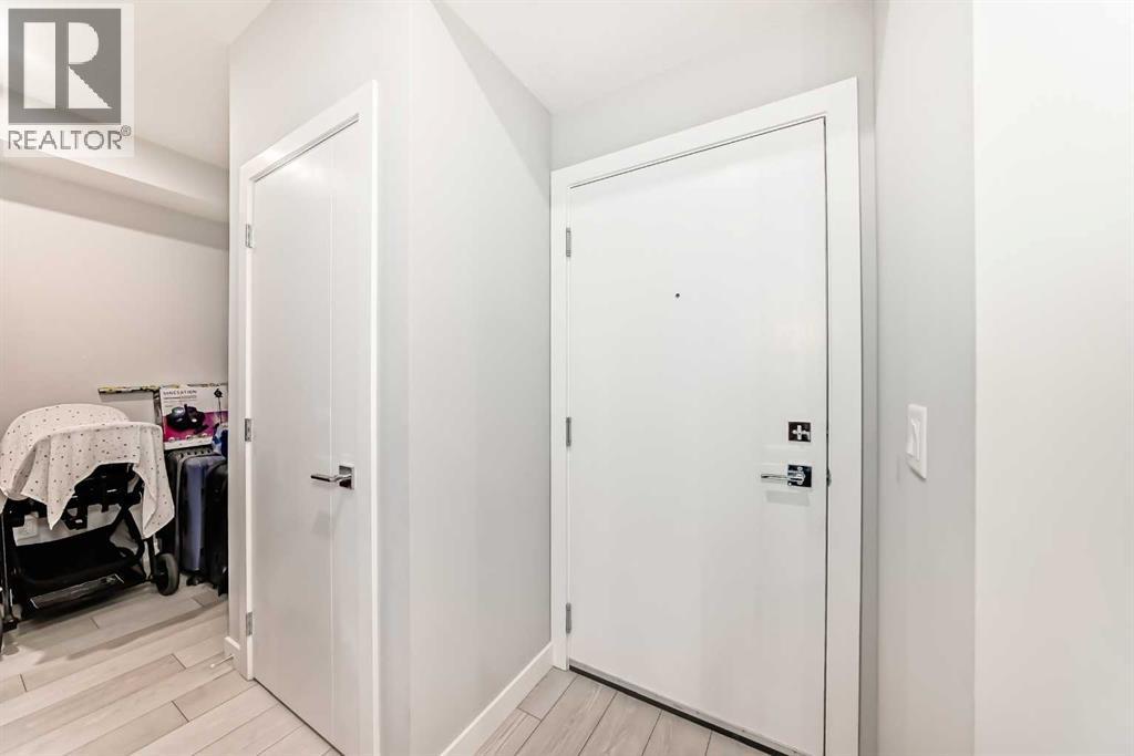 2214, 6 Merganser Drive W