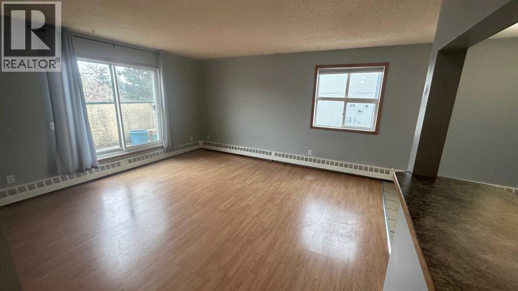 8, 6203 Bowness Road NW