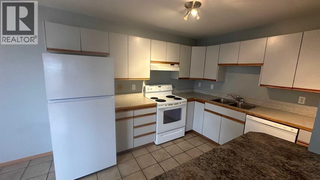 8, 6203 Bowness Road NW