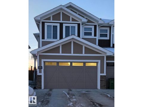 1641 Enright WY NW NW Edmonton AB T6M0Z3