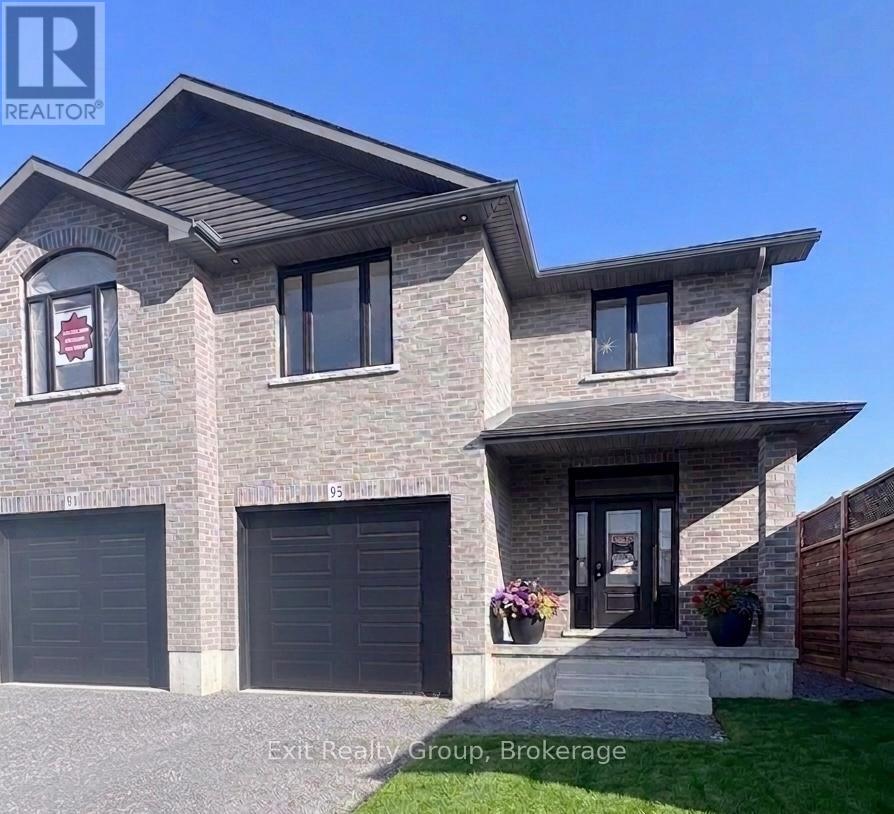 Photo 1 of 14 — 93 WIMS WAY, Belleville (Thurlow Ward), ON K8N0H7