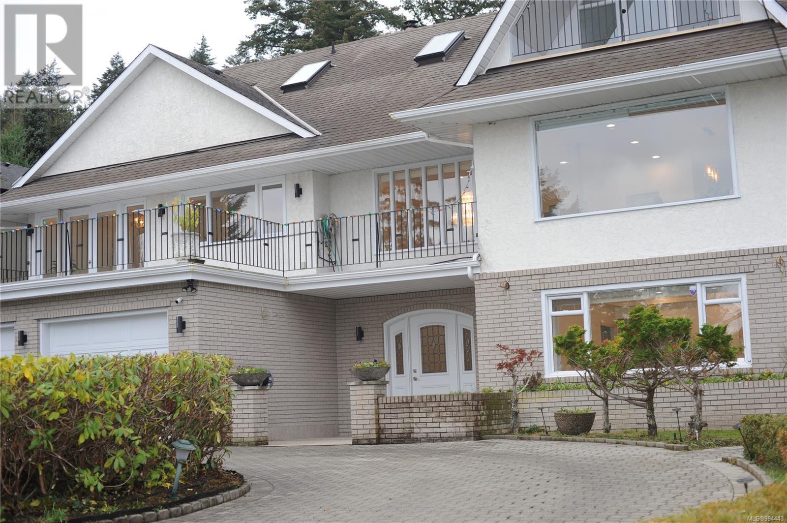 4940 Cordova Bay Rd