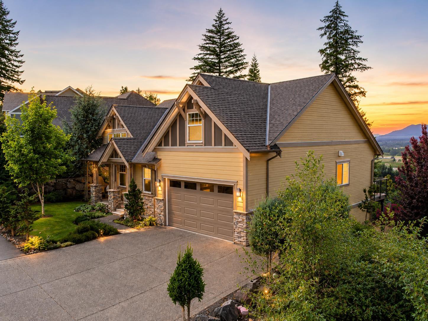 1459 HIGHLANDS BOULEVARD|Mt Woodside