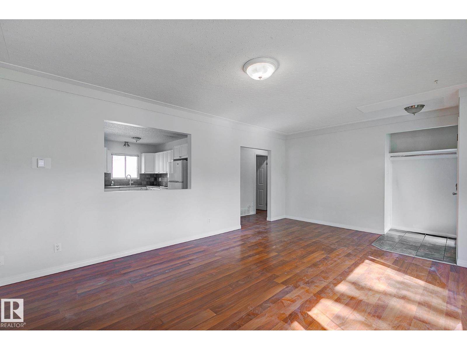 11930 56 ST NW
