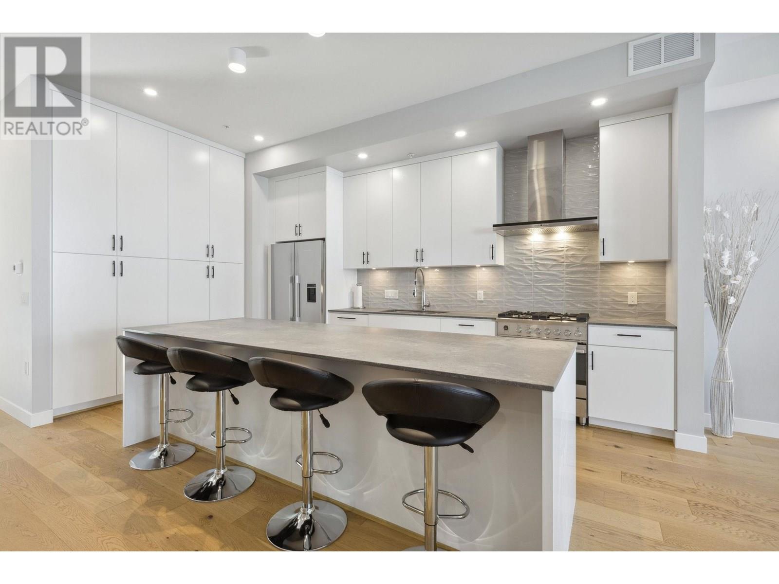 4684 CAPILANO ROAD