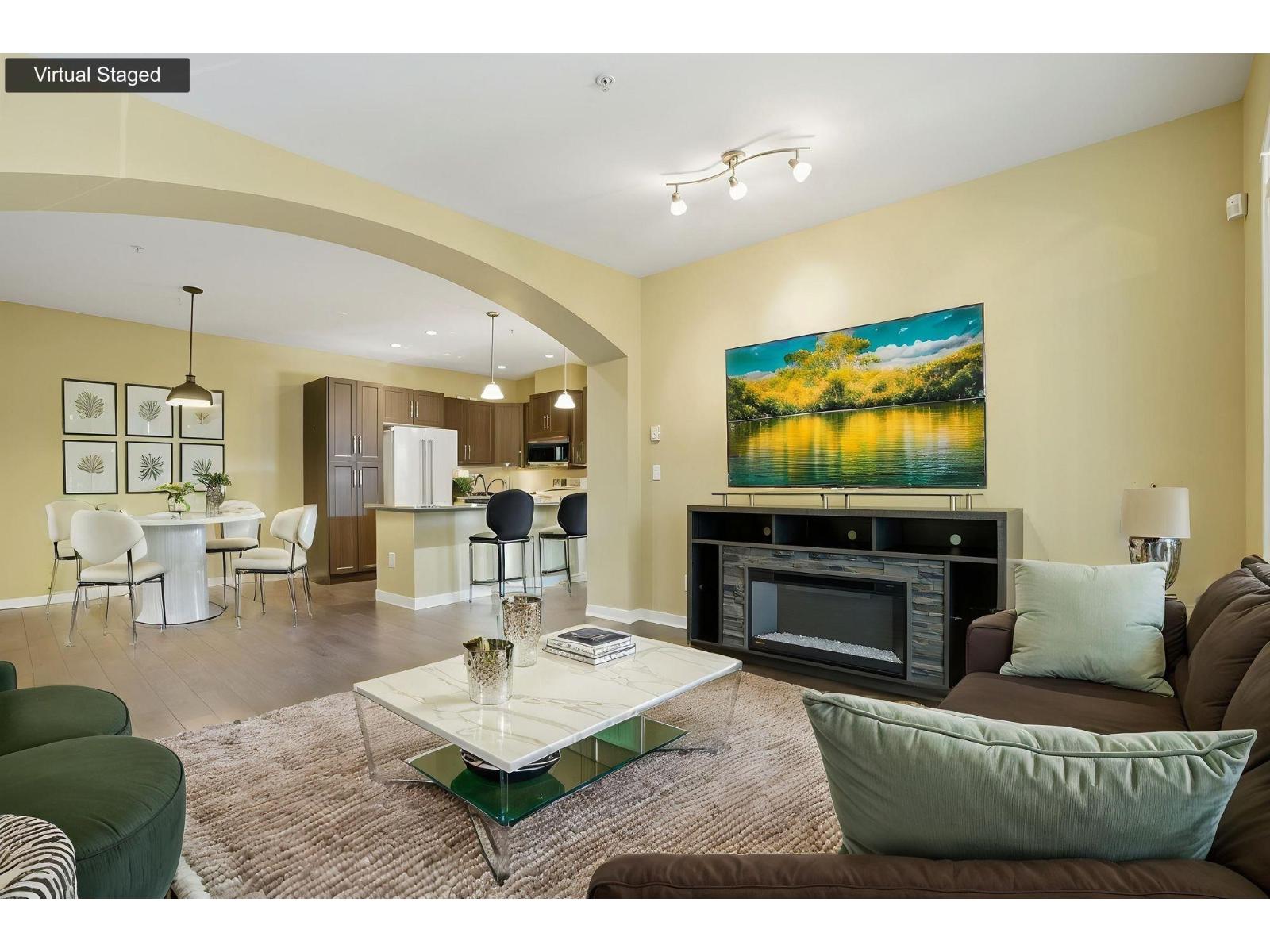 202 33485 SOUTH FRASER WAY