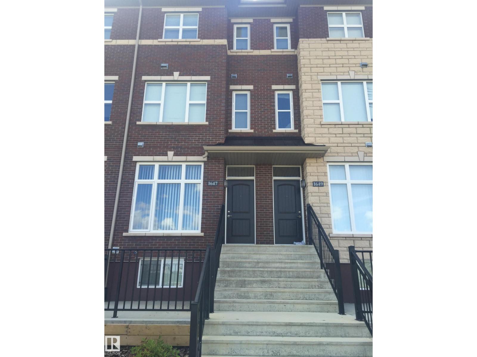 1649 CUNNINGHAM WY SW