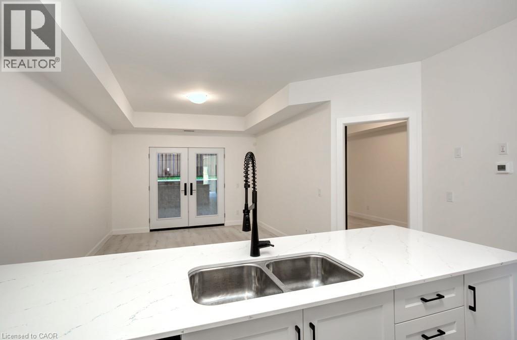 59 REEVE Street Unit# 7