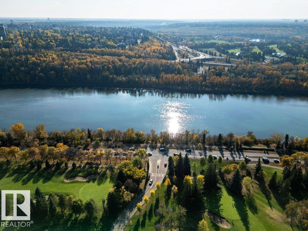 #1701 10010 119 ST NW