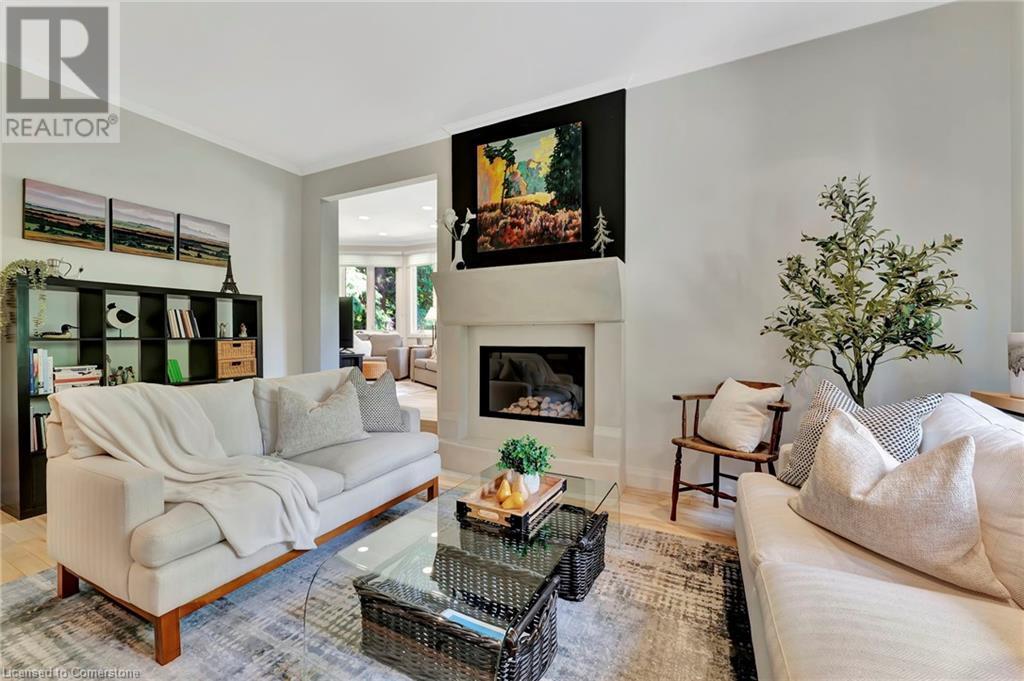 10 STUART Street Unit# 1