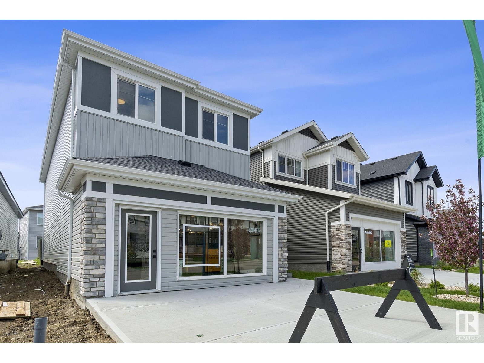 103 DANSEREAU WY