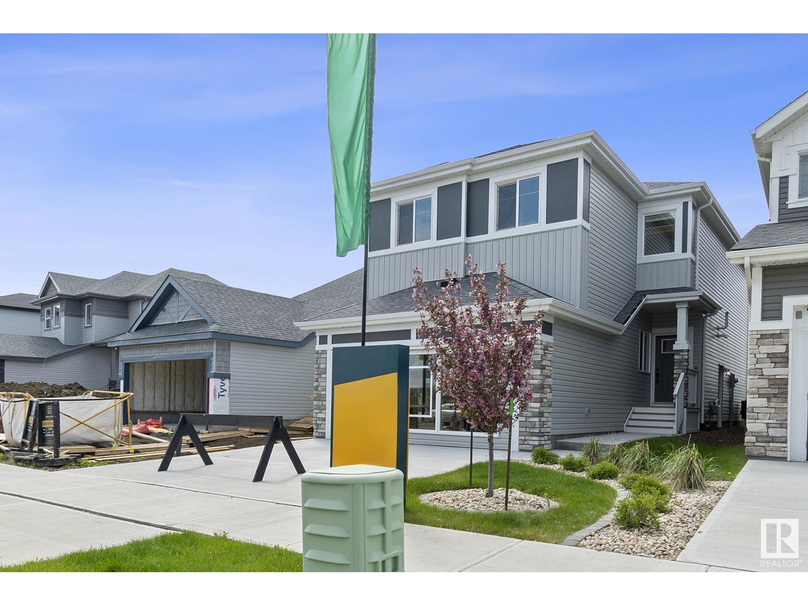 103 DANSEREAU WY