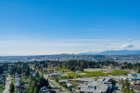 2003 13303 CENTRAL AVENUE Surrey BC V3T0K6