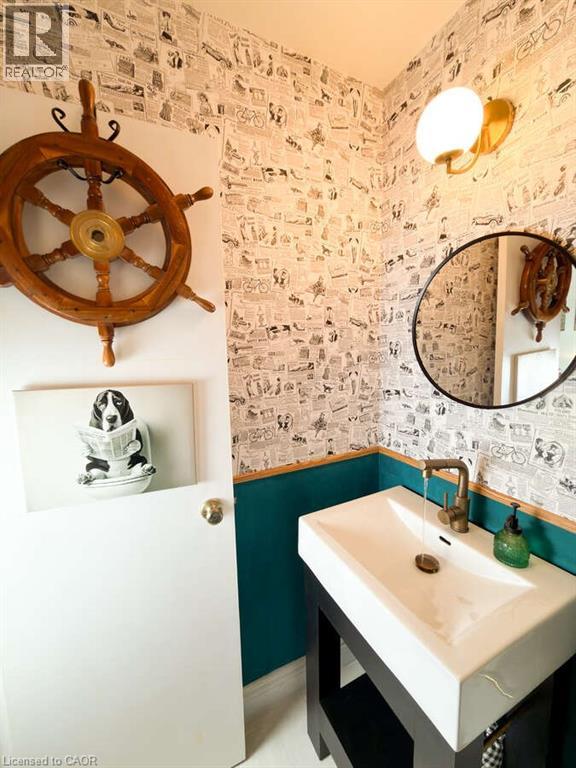 49 QUEEN Street Unit# 1004