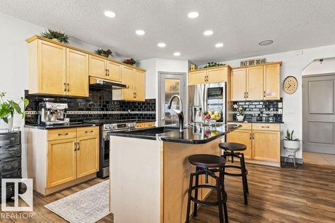 16820 57 ST NW Edmonton AB T5Y0K4