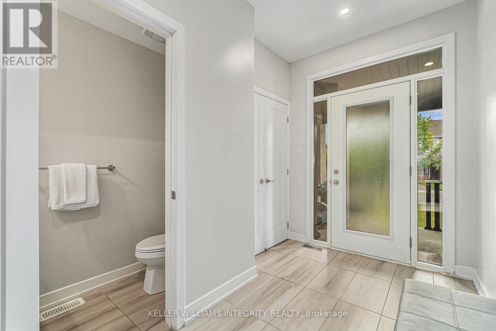 658 PUTNEY CRESCENT