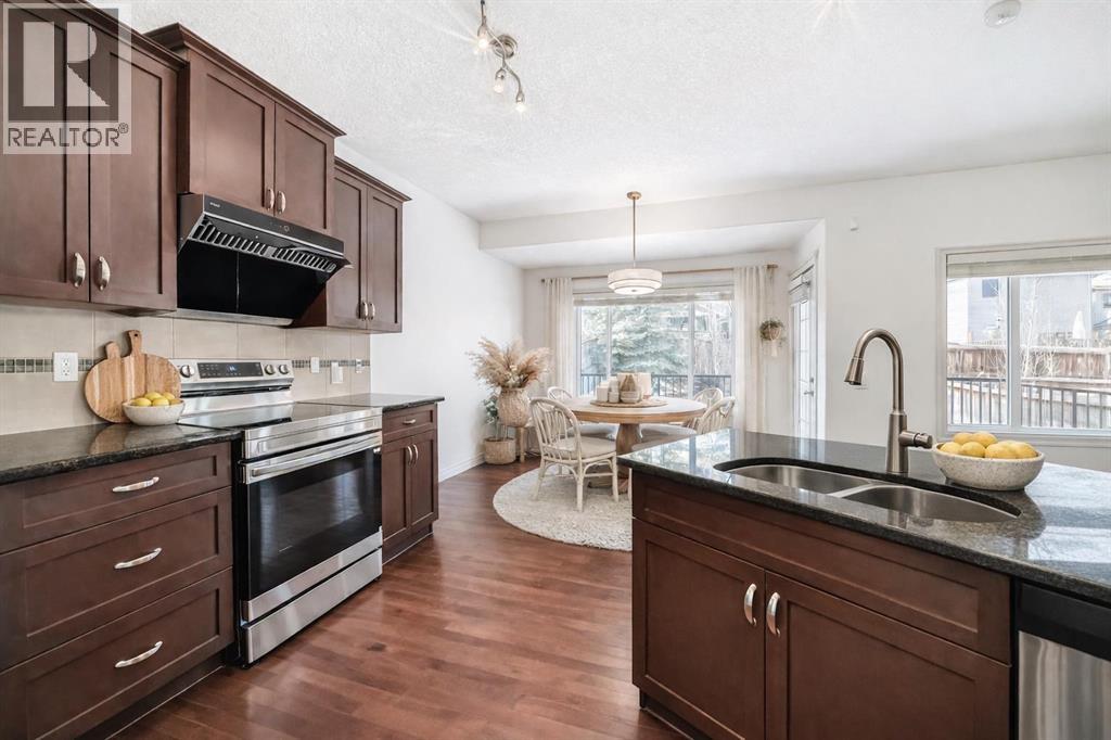 66 Sage Valley Manor NW