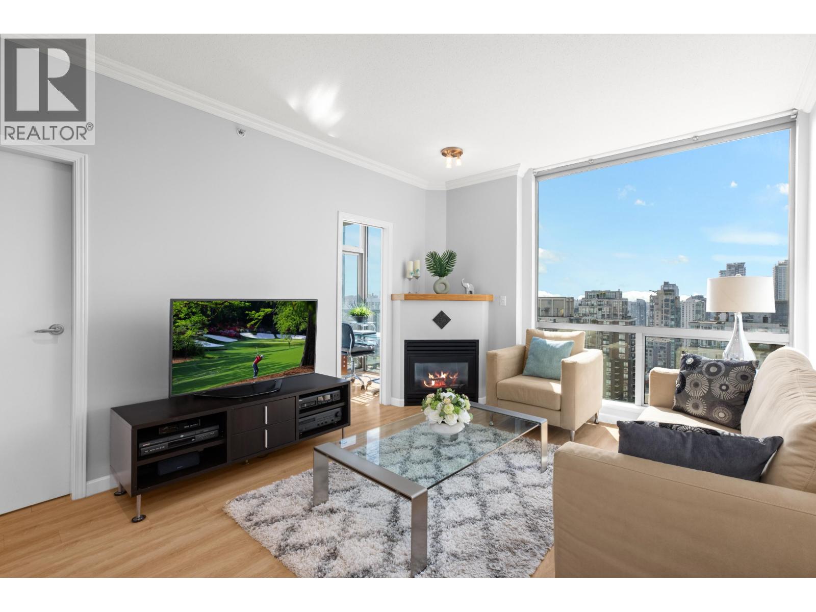 2505 928 RICHARDS STREET