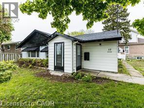 15 SPIERS Crescent