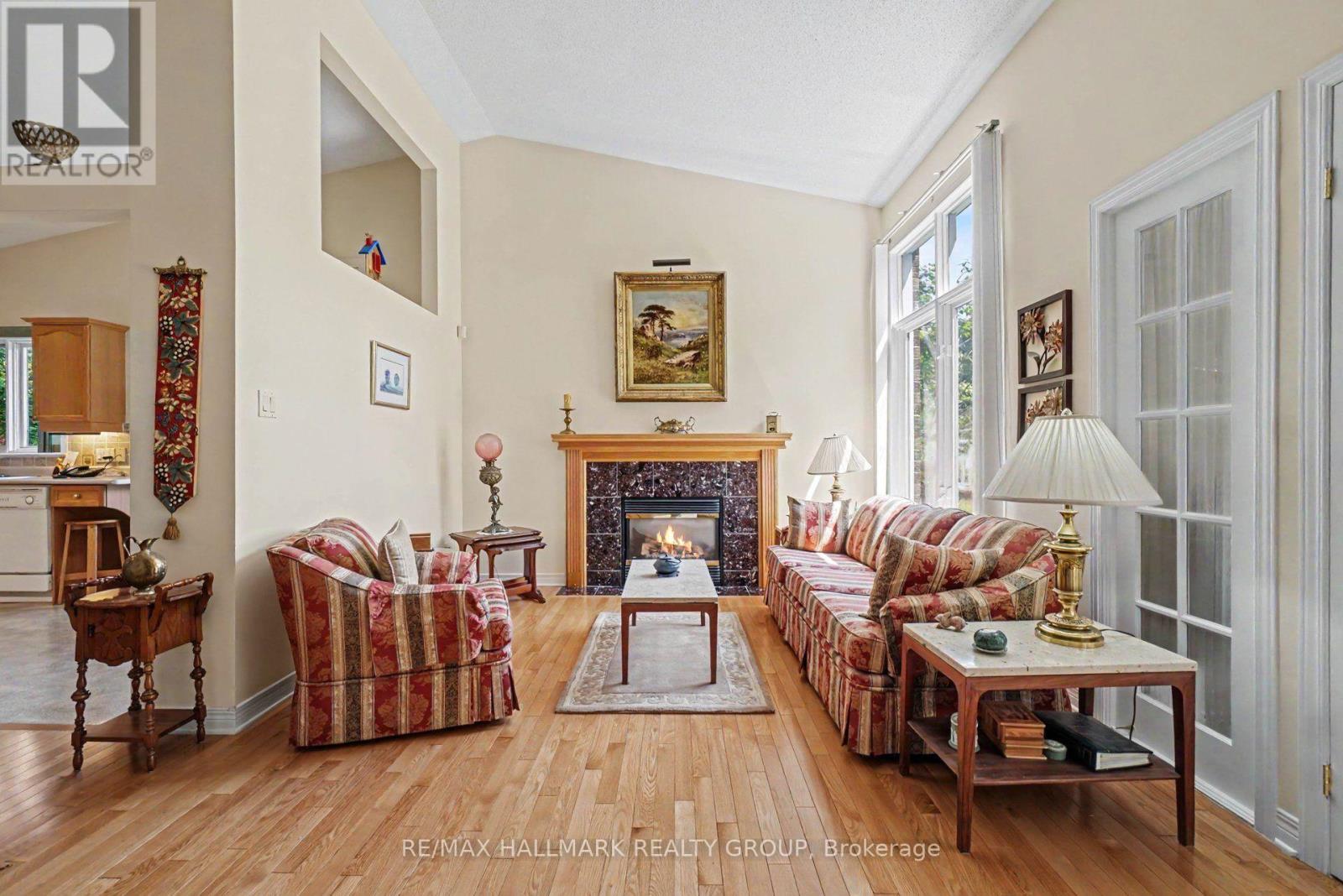 13 WATERTHRUSH CRESCENT