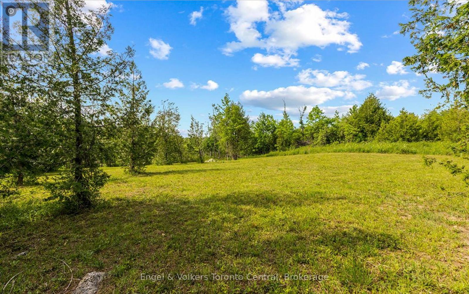 429571 8TH B CONCESSION