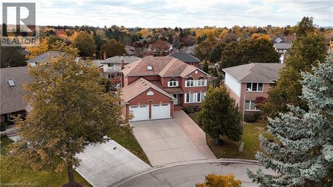 47 BURNT EMBER Court Kitchener ON N2A3X3