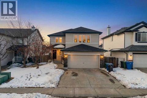 332 Oakmere Way Chestermere AB T1X1N3