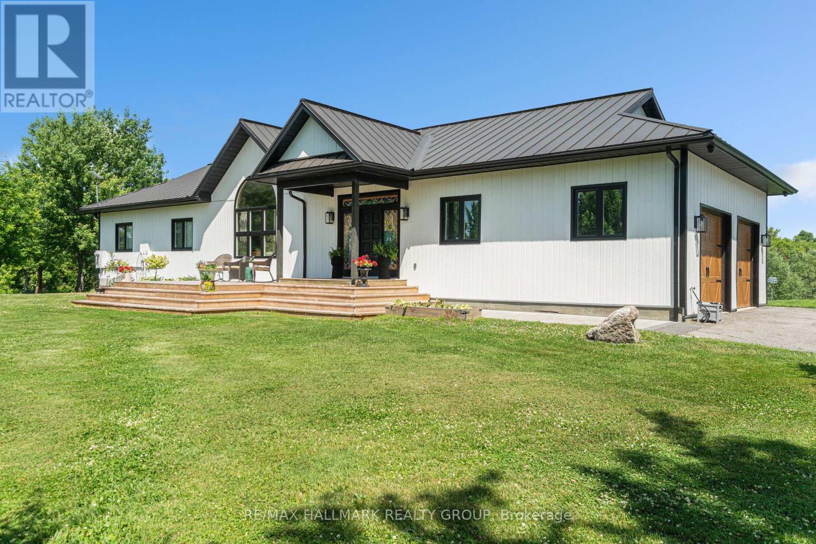 422 OLD COACH ROAD