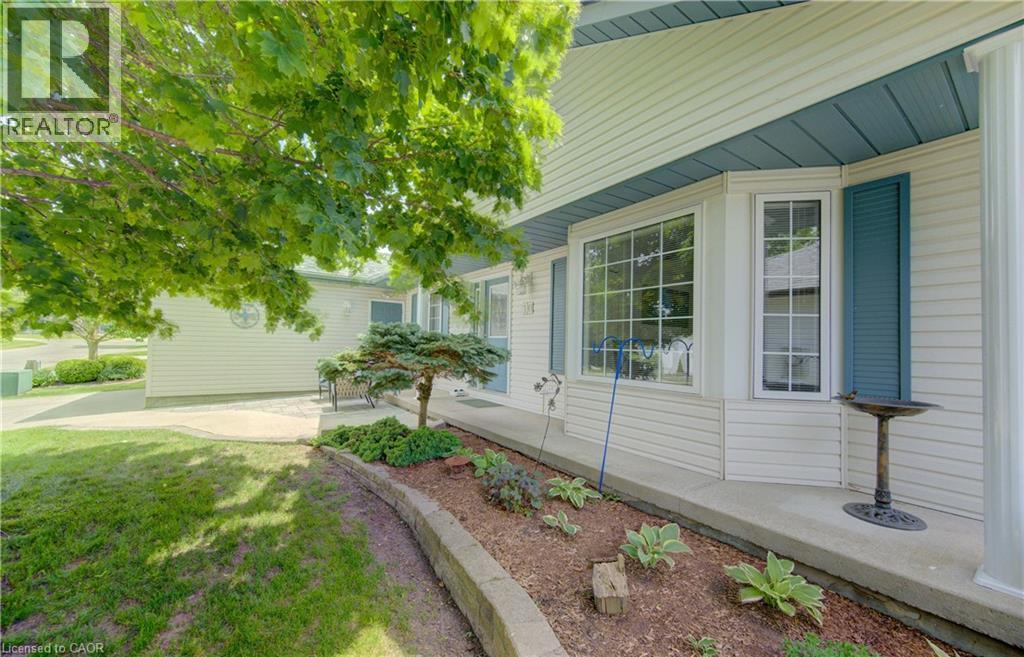 10 GREENFIELD Place