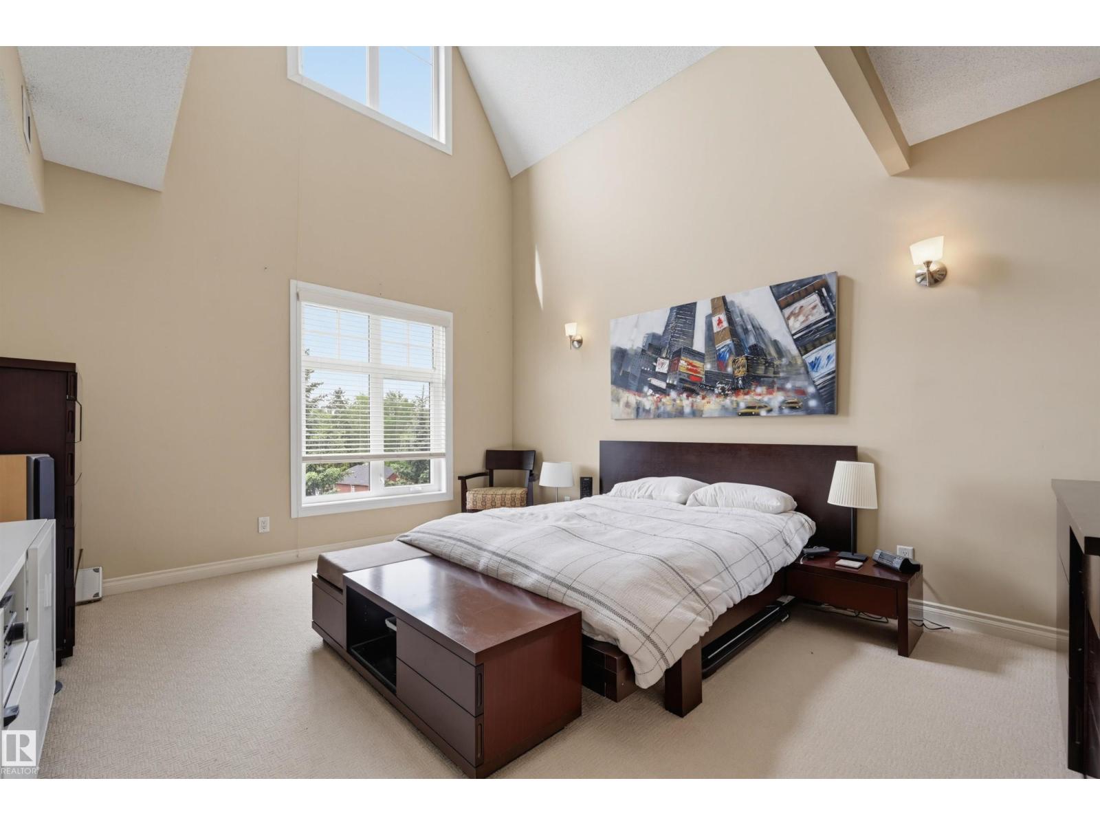 #409 9811 96A ST NW
