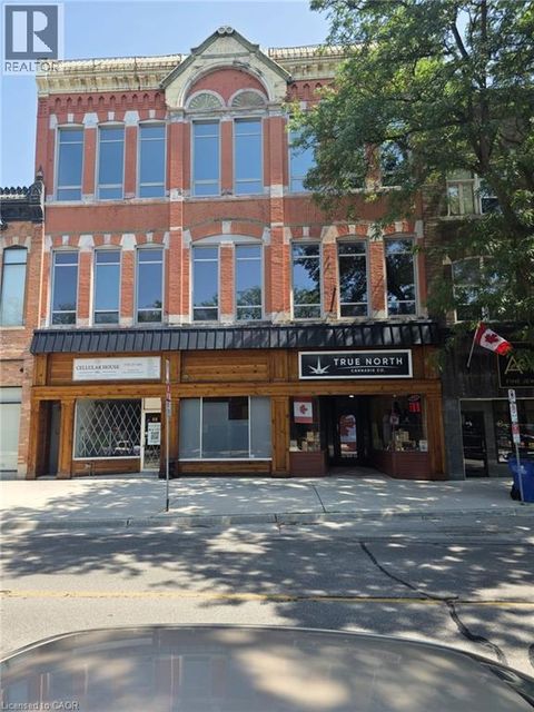 85-89 KING Street W Chatham ON N7M1C7