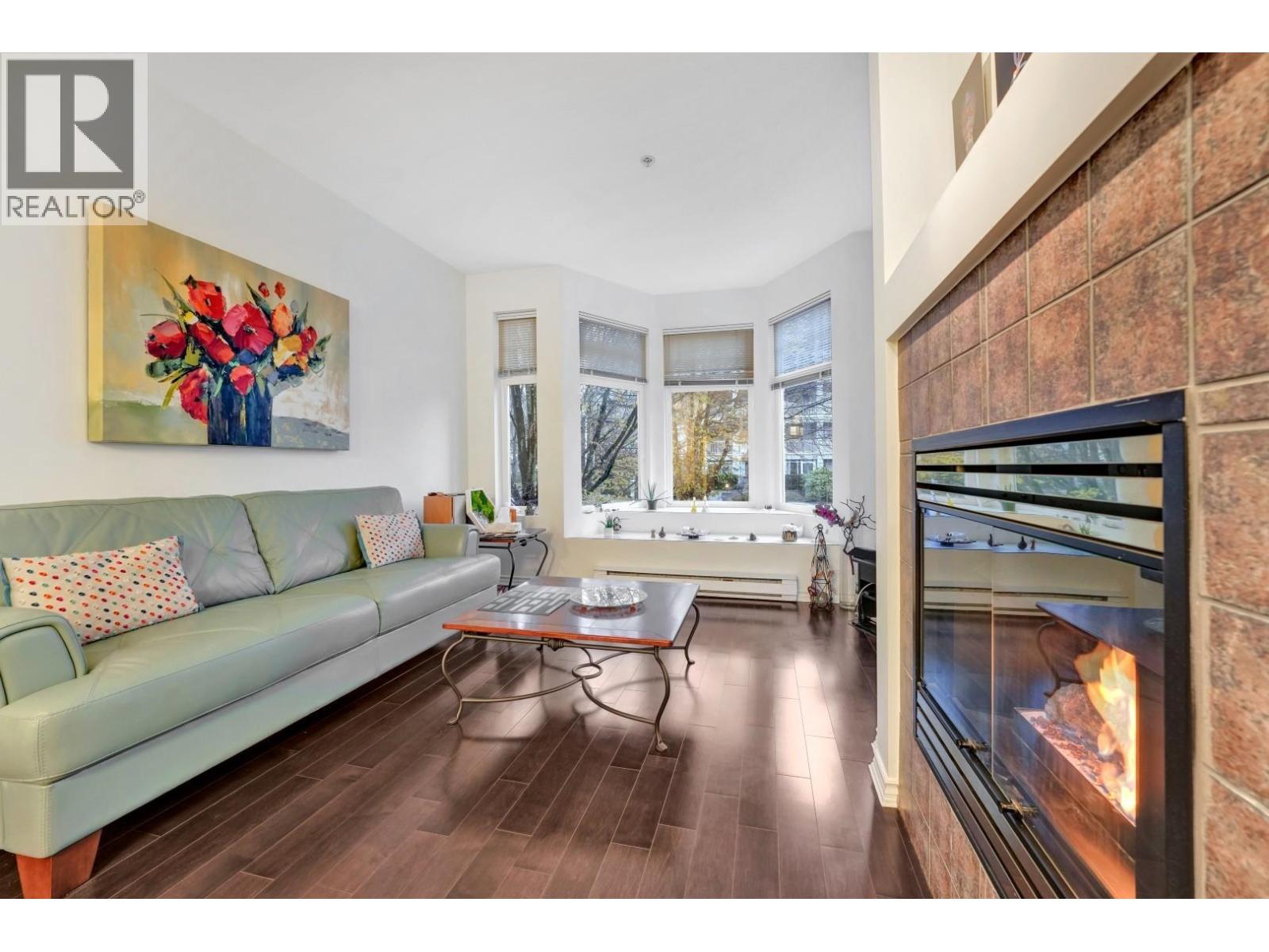 208 588 TWELFTH STREET