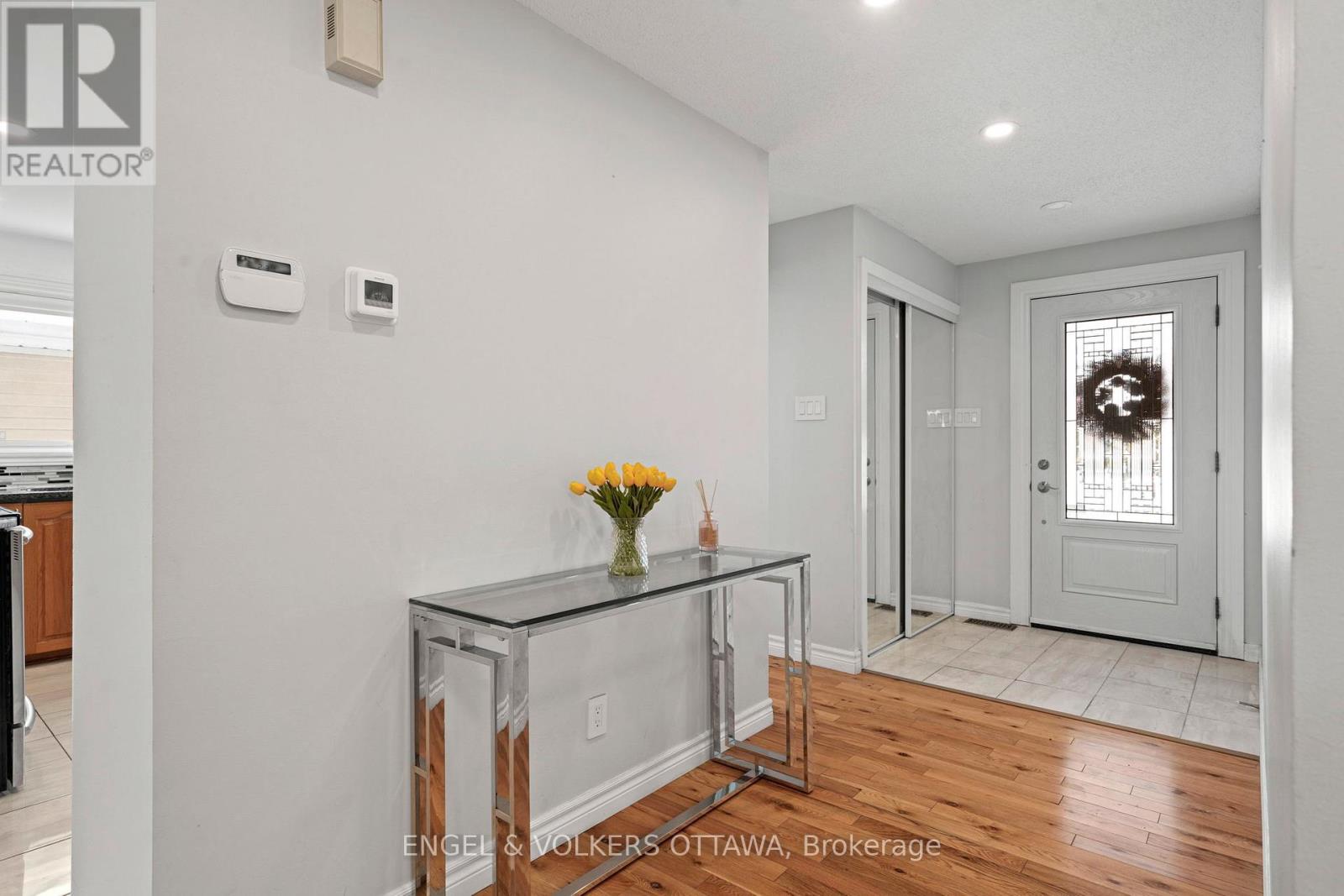 2060 GARDENWAY DRIVE