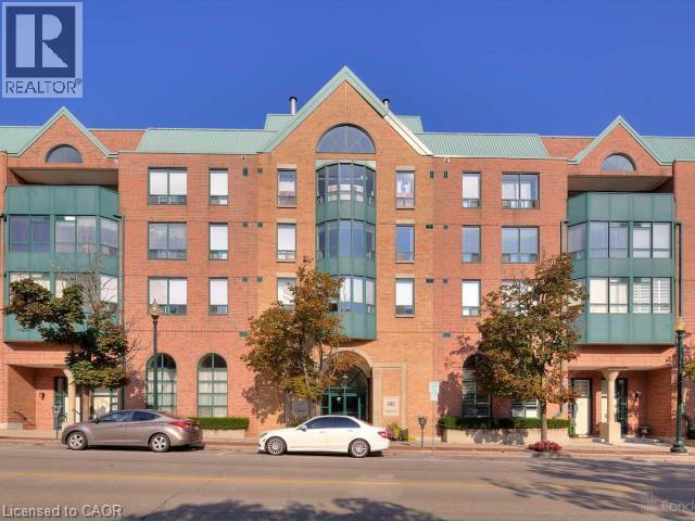 185 ROBINSON Street Unit# 203