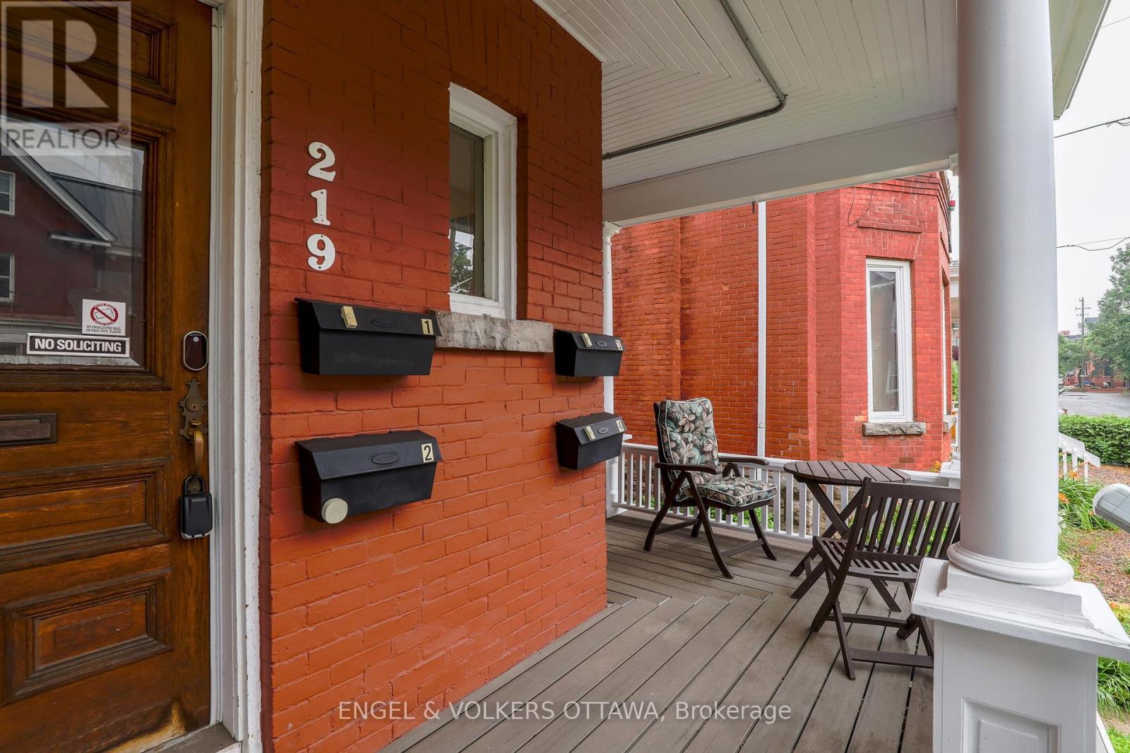 219 COBOURG STREET