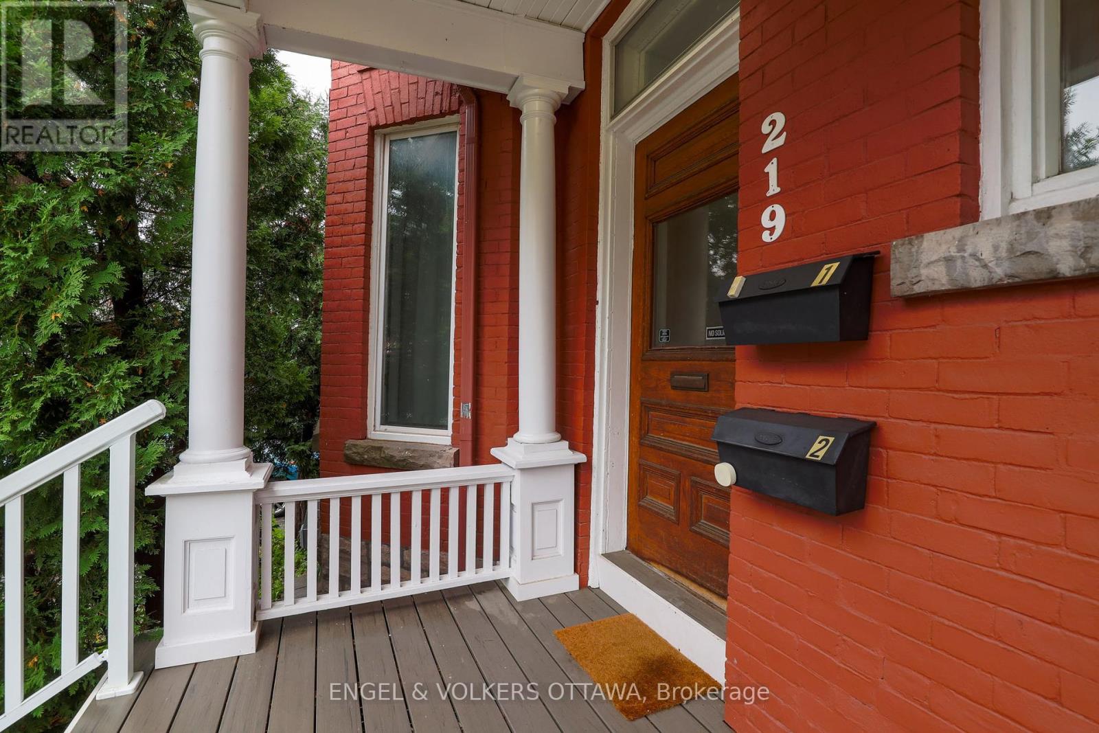 219 COBOURG STREET