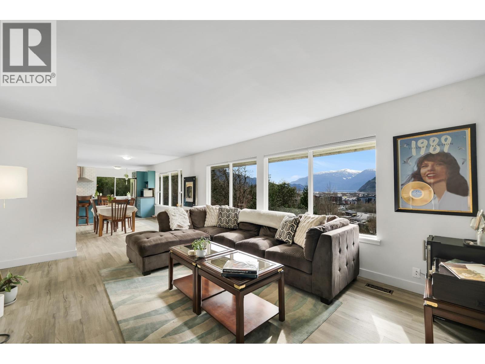 38273 VIEW PLACE