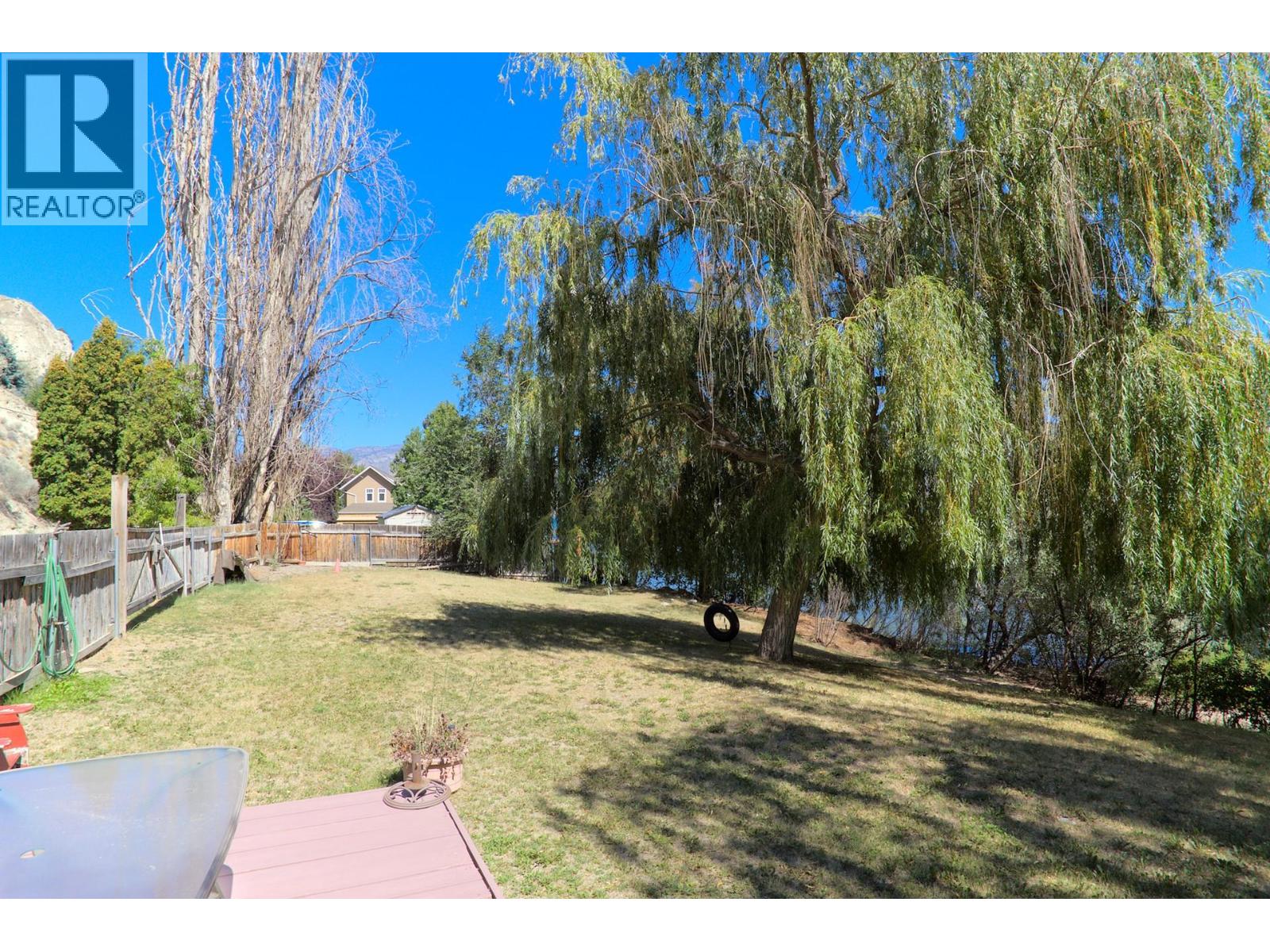 17001 Lakeshore Drive N