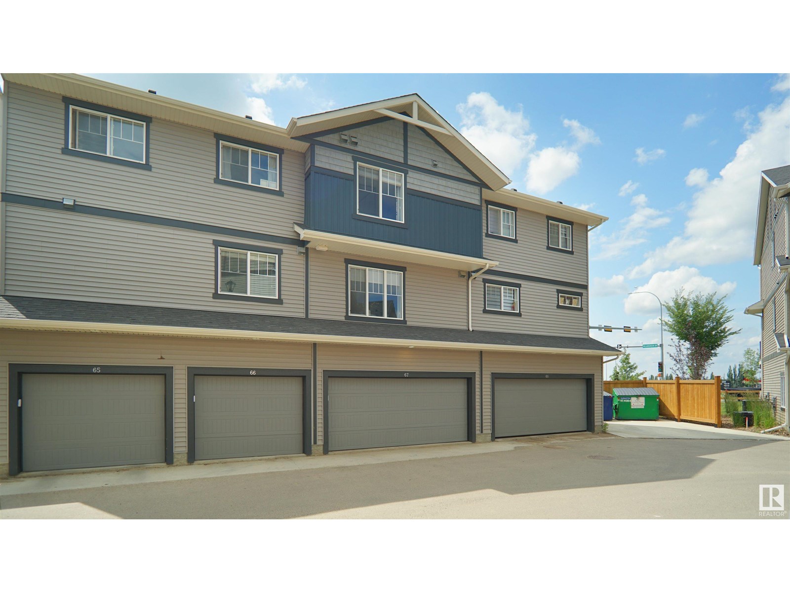 #67 50 MCLAUGHLIN DR