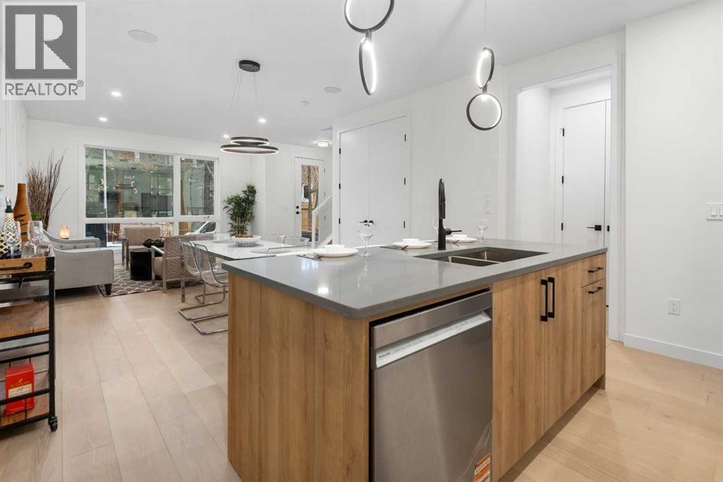 1, 3719 14A Street SW