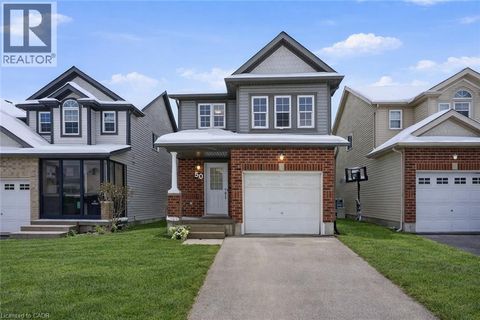 50 DAHLIA Street Kitchener ON N2E4B1