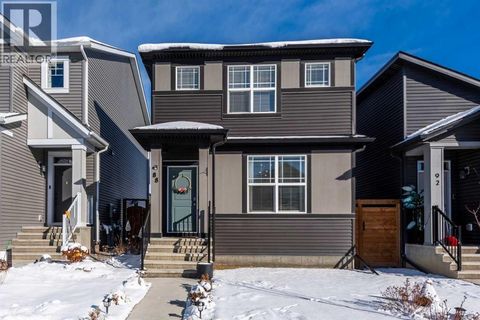 88 Belmont Villas W Calgary AB T2X4W4