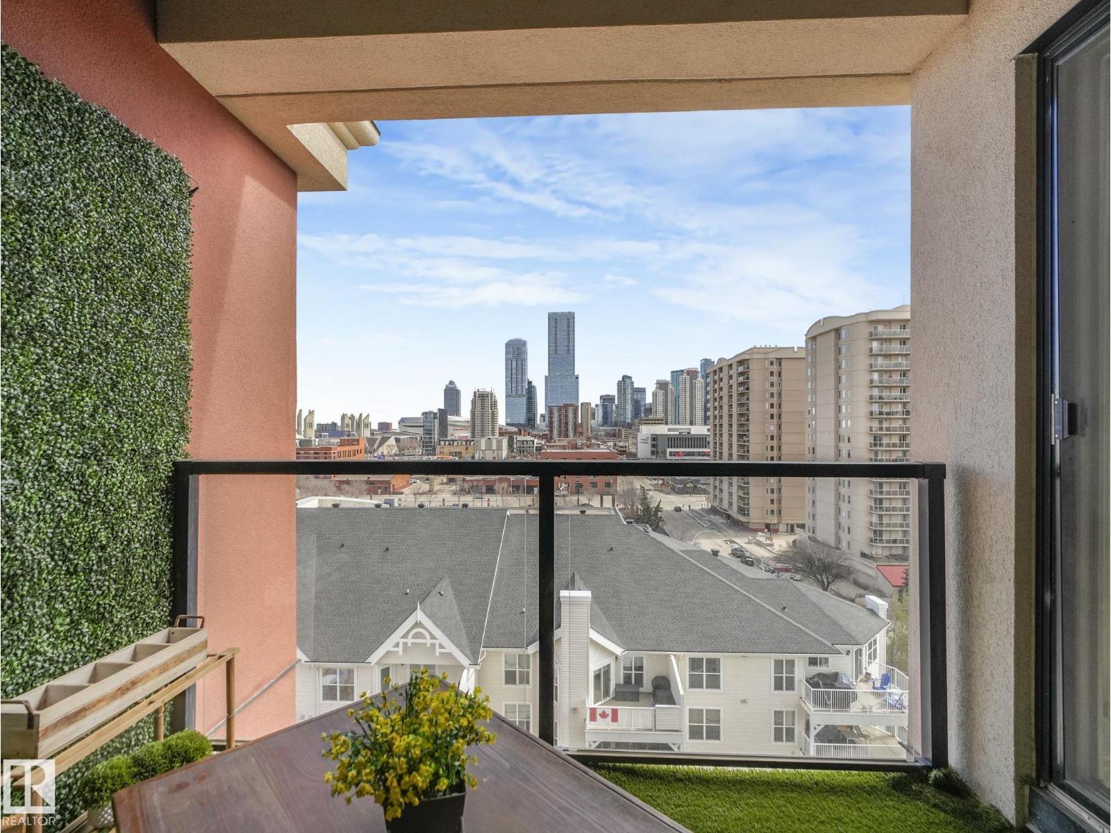 #908 10303 111 ST NW