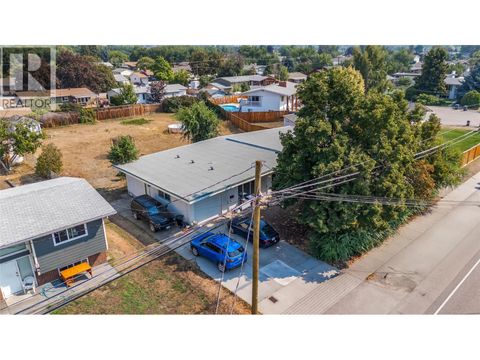 715A Gerstmar Road Kelowna BC V1X4B4