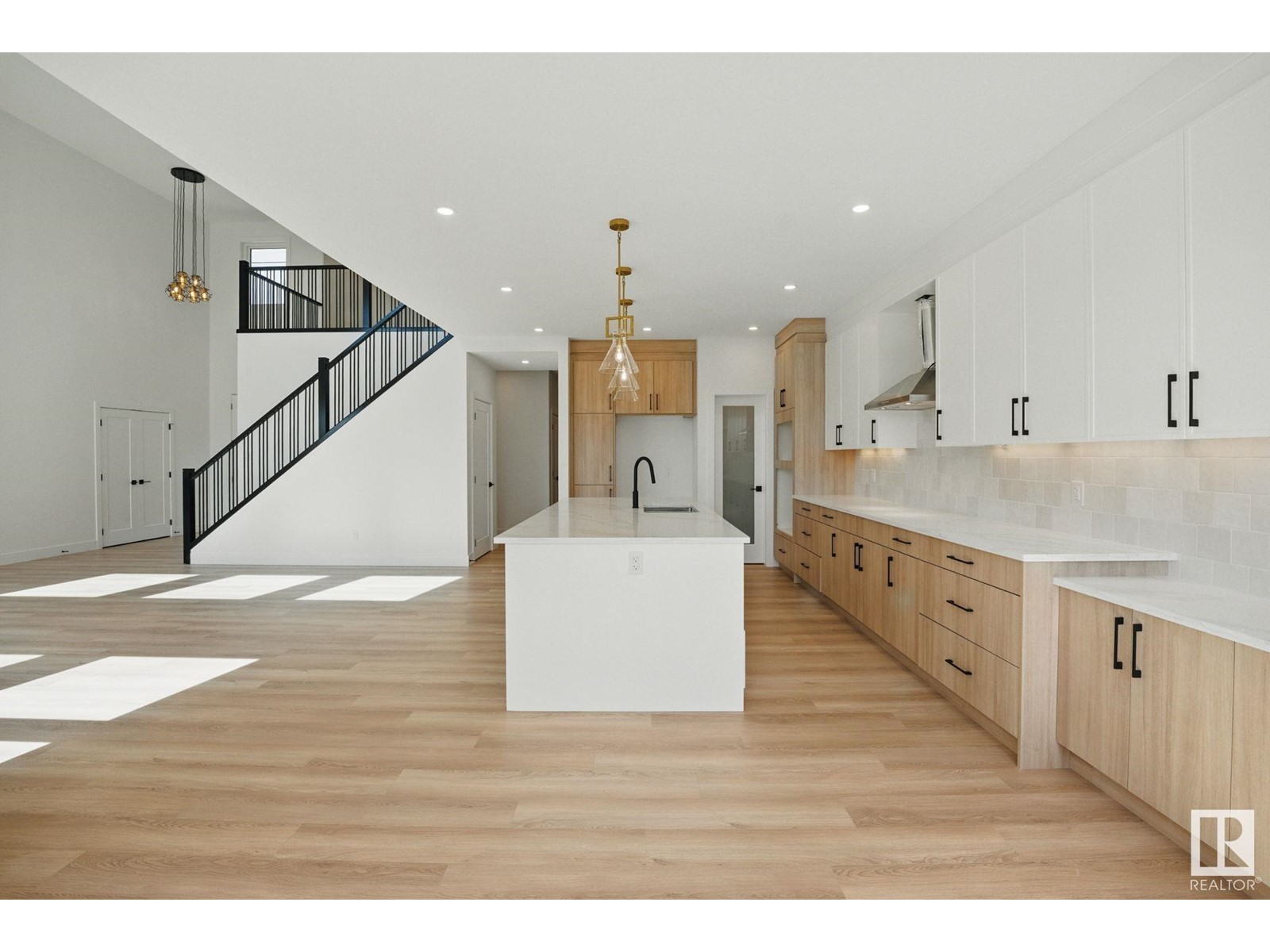 41 Avonlea WY
