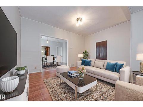 12126 39 ST NW Edmonton AB T5W2K1